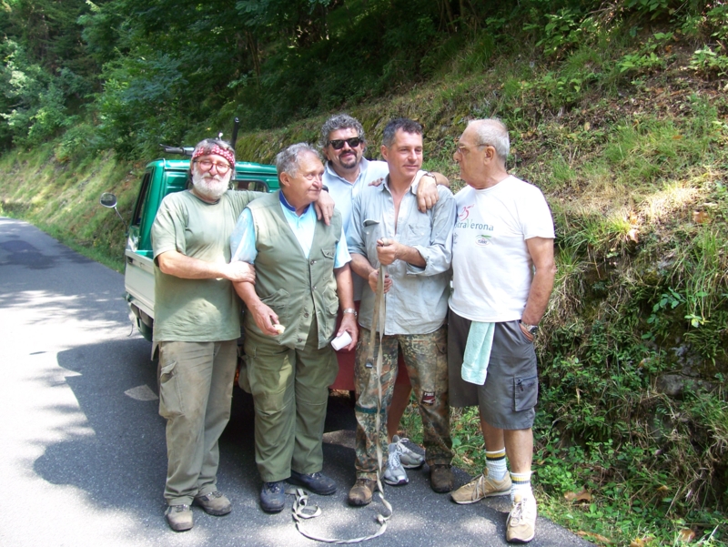  Image name: Persone093.jpg 
 width: 800 pixel 
 height: 601 pixel 
 Size: 500228 bytes 
 Click to enlarge 